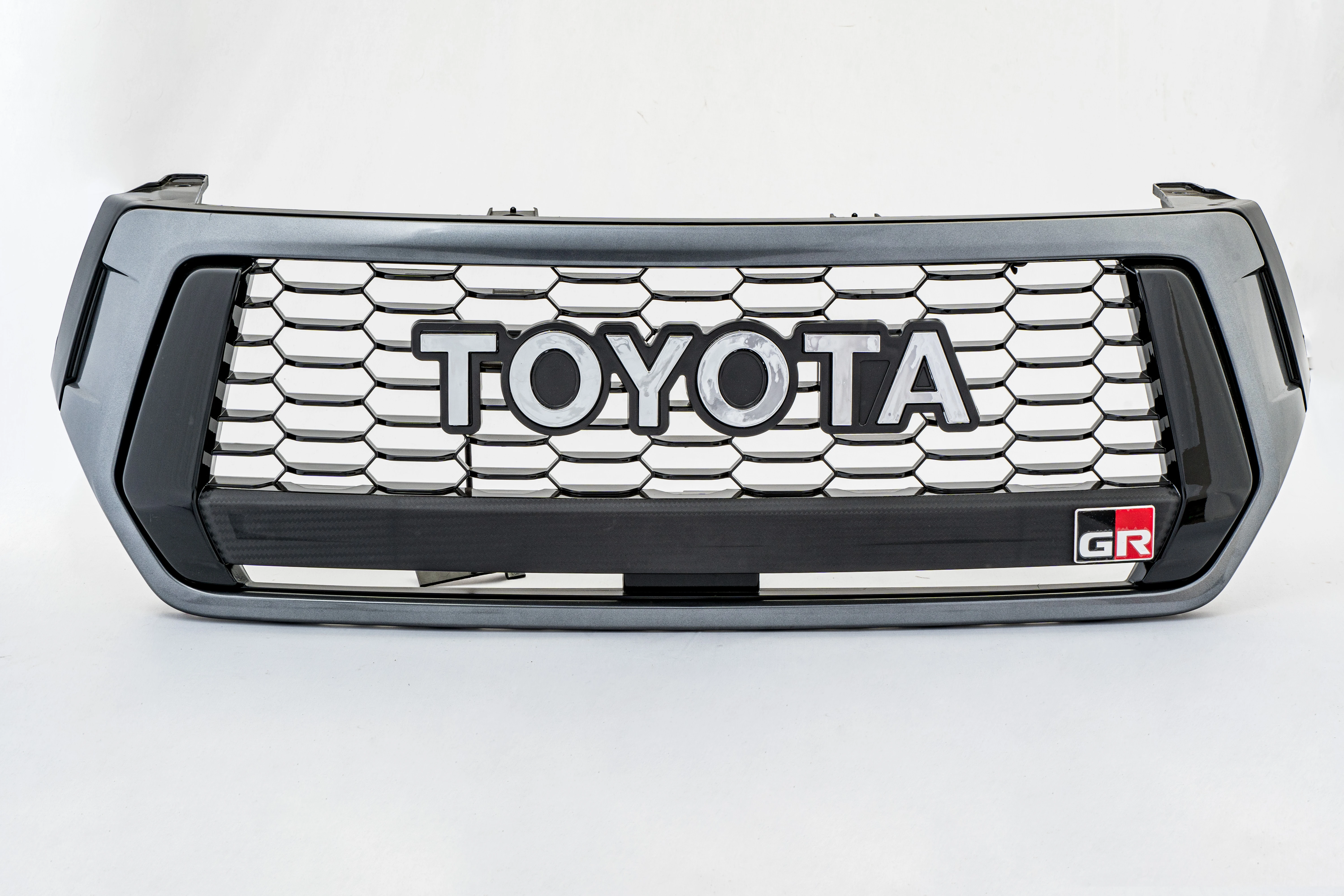 Parrilla Frontal Toyota Hilux GR 2020-2022
