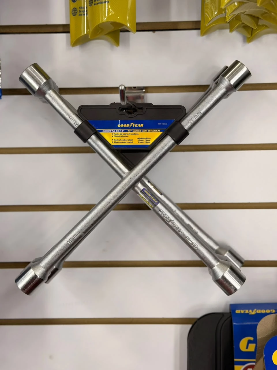Llave Cruz para Ruedas de Coche