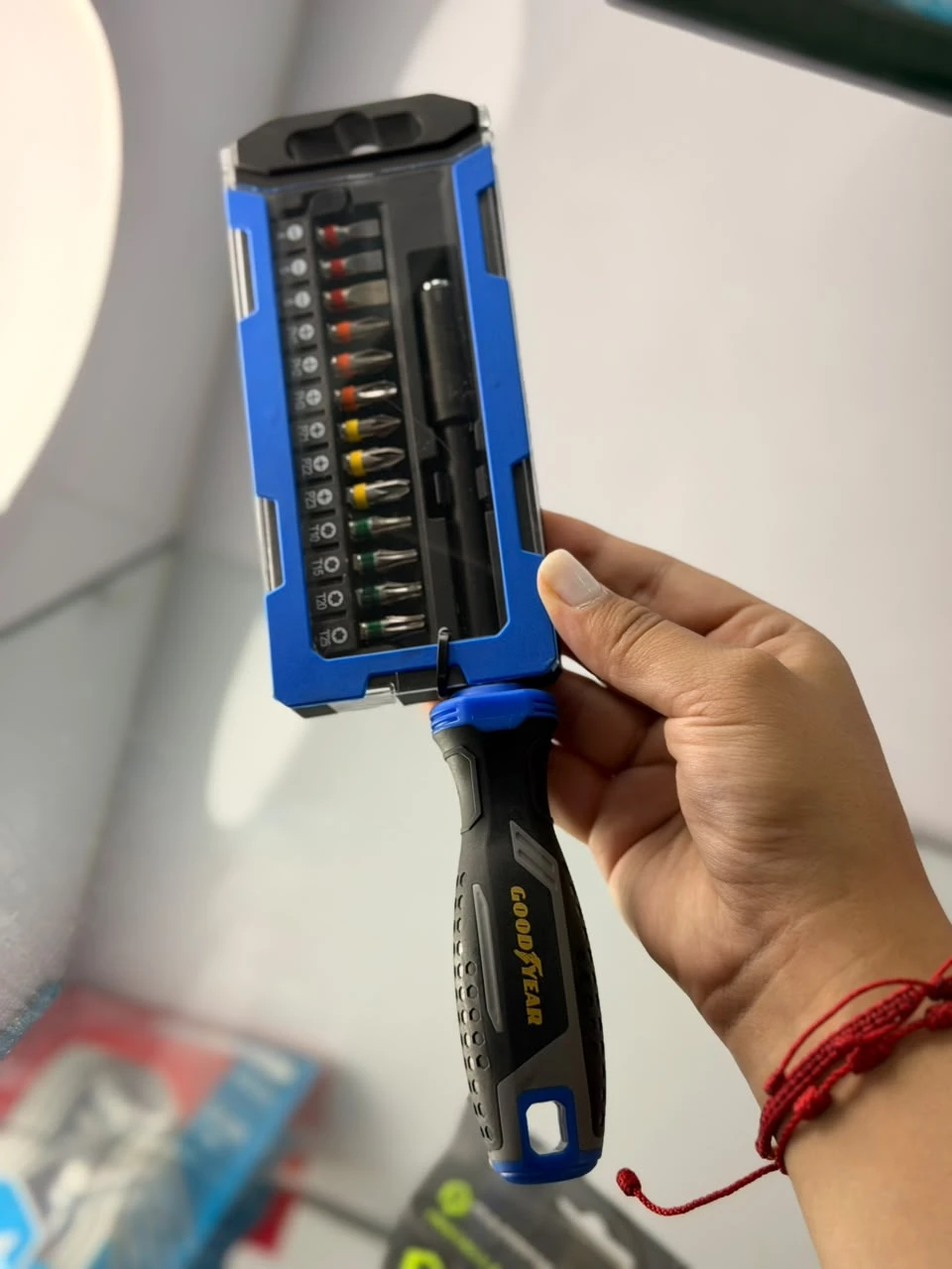 Juego de Destornilladores con Puntas Intercambiables