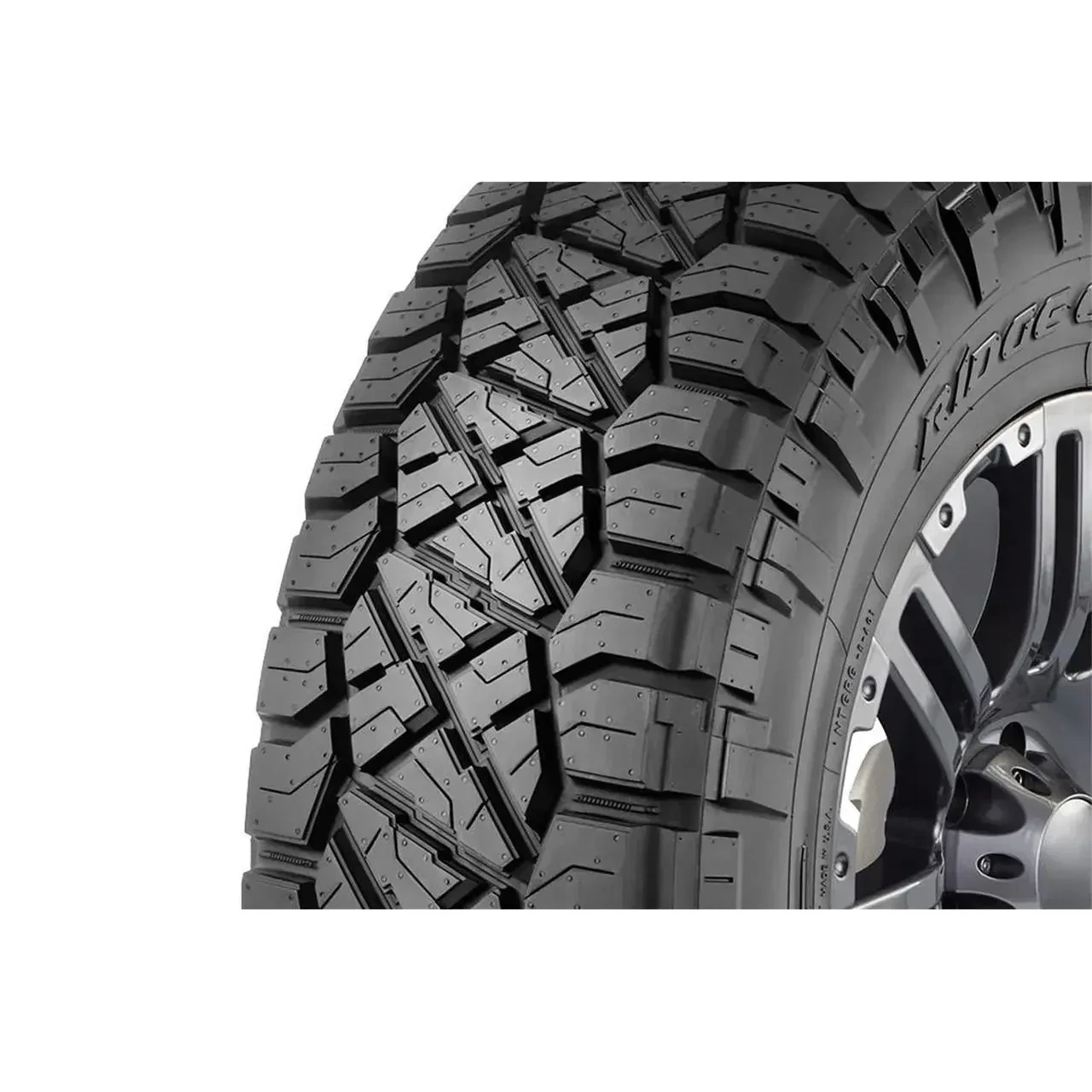 Caucho 275-55R20 Nitto Ridge Grappler (31.89") 117T XL
